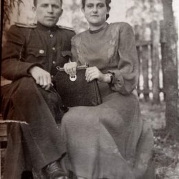 Фотография "Мама и папа. Эстония 1953"