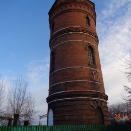 Фотография "Старая водонапорная башня у ж. д. вокзала города Ялуторовск ."
