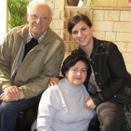 Фотография "Я с моей женой и внучкой 2008 год"