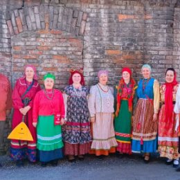 Фотография "С праздником 9 мая, дорогие друзья!   
Всем мирного неба над головой,  яркого солнышка, красивой зелени и       светлых дней!"