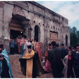 Фотография "15 мая 1998 года.
300 лет г. Борисоглебску. Со стр. гр. Историко- архивная комиссия Борисоглебской епархии."