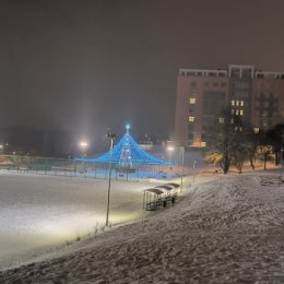 Фотография "Ёлочка нарядная на праздник к нам пришла 😊"