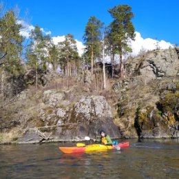 Фотография "Красота реки Миасс. Прямо рядом с городом. Старт в Каштакском бору, финиш на каньоне Прохорово. 
Прямо маршрут нашего велопроката @mebikeru  только по реке. 
#челябинсксегодня 
#Челябинск 
#южныйУрал"