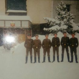 Фотография "П.Лиан командный пункт полка 2001г."