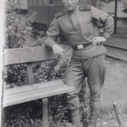 Фотография "Мой дедушка Дубровин Николай Иванович. 8 июня 1945 г. Чехословакия"