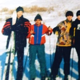 Фотография "Лыжный урок на горке в пойме р. Монашка. Лицей 2004 год."