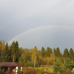 Фотография "Чтобы увидеть радугу, нужно пережить дождь!!! Если присмотреться, там две радуги."