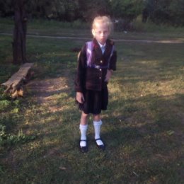 Фотография "Даша идёт в школу."