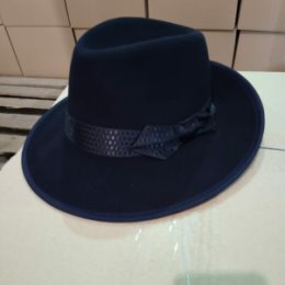 Фотография "Продаются мужские фетровые шляпы,остались органиченное количество и размеров,89891403804"