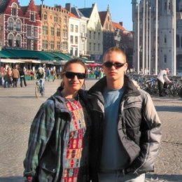 Фотография "Жена Полина и сын Илья (Брюгге 2005)"