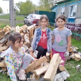 Фотография "Самые маленькие помощники 🥰"