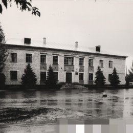 Фотография "Фото. Здание милиции по ул. Серафимовича, 1970-е гг. "