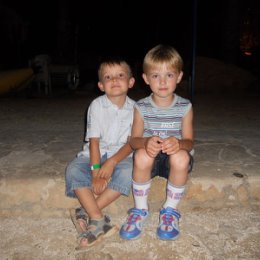 Фотография "John & Andrew
July 2011 Cyprus"