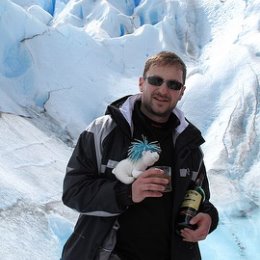 Фотография "Аргентина... Ледник... два верных друга - Jameson&Polar Bear"