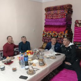 Фотография "Встреча в Ташкенте у Жахана дома Захар ,Асан,Захардын Кудасы."