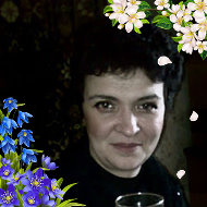 Елена Новомлинская