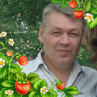 Олег Привалов