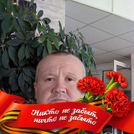 Олег Хобяков