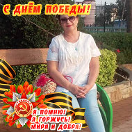 Елена Умаханова