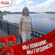 Юлия Манеева