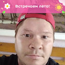 Олег Сурков