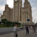 Фотография "Продолжаем кататься на самокате по всей Москве. А на фотографии Сталинская высотка на кудринской площади"