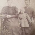 Фотография "Мои бабушка и дедушка и и х сын Вася. дед Иван. Фотография 1913г"