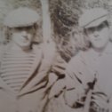 Фотография "Я с  Алексеем Кузнецовым на охоте в молодые годы ."