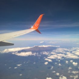 Фотография "Летим домой  Видна  г. Килиманджаро"