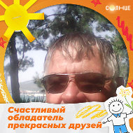 Юрий Иванов