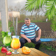 Василий Старавойтов