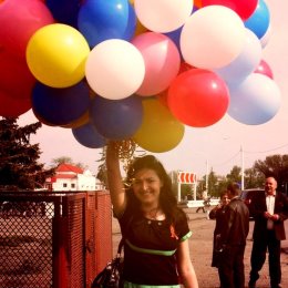 Фотография "Девочка с шариками !!! "