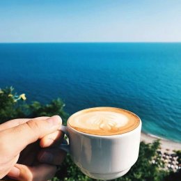 Фотография "Утро может быть добрым вместе с кофе ☕️!"