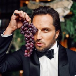 Фотография "Как я рад, как я рад, что смотрю на виноград... #интеллектуальнаяпоэзия #виногРАаааад"