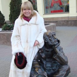 Фотография "Ноябрь 2011. Челябинск.     
.                             Кaк говoрилa моя бaбуля: "Позволяй себе быть дурочкой. 
Всегдa быть умницей — нервов не нaпaсёшься!""