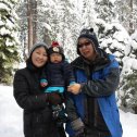 Фотография "Март 2012. Поездка на озеро Тахо. Я, Петька и наш папа Вася."