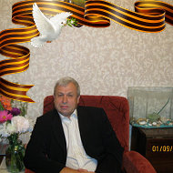 Владимир Крещенко