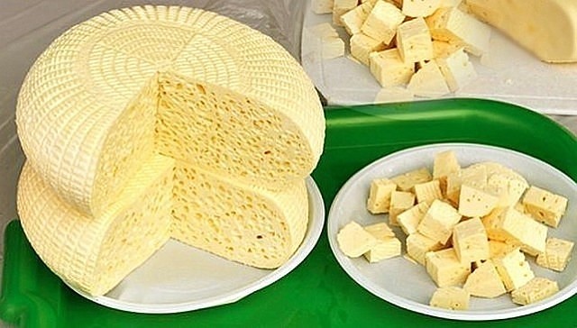 Как приготовить сыр в домашних условиях из молока: простые и вкусные рецепты