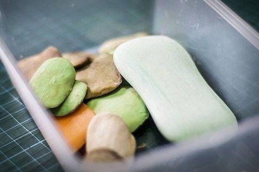 Картинки по запросу Как превратить обмылки в превосходное жидкое мыло