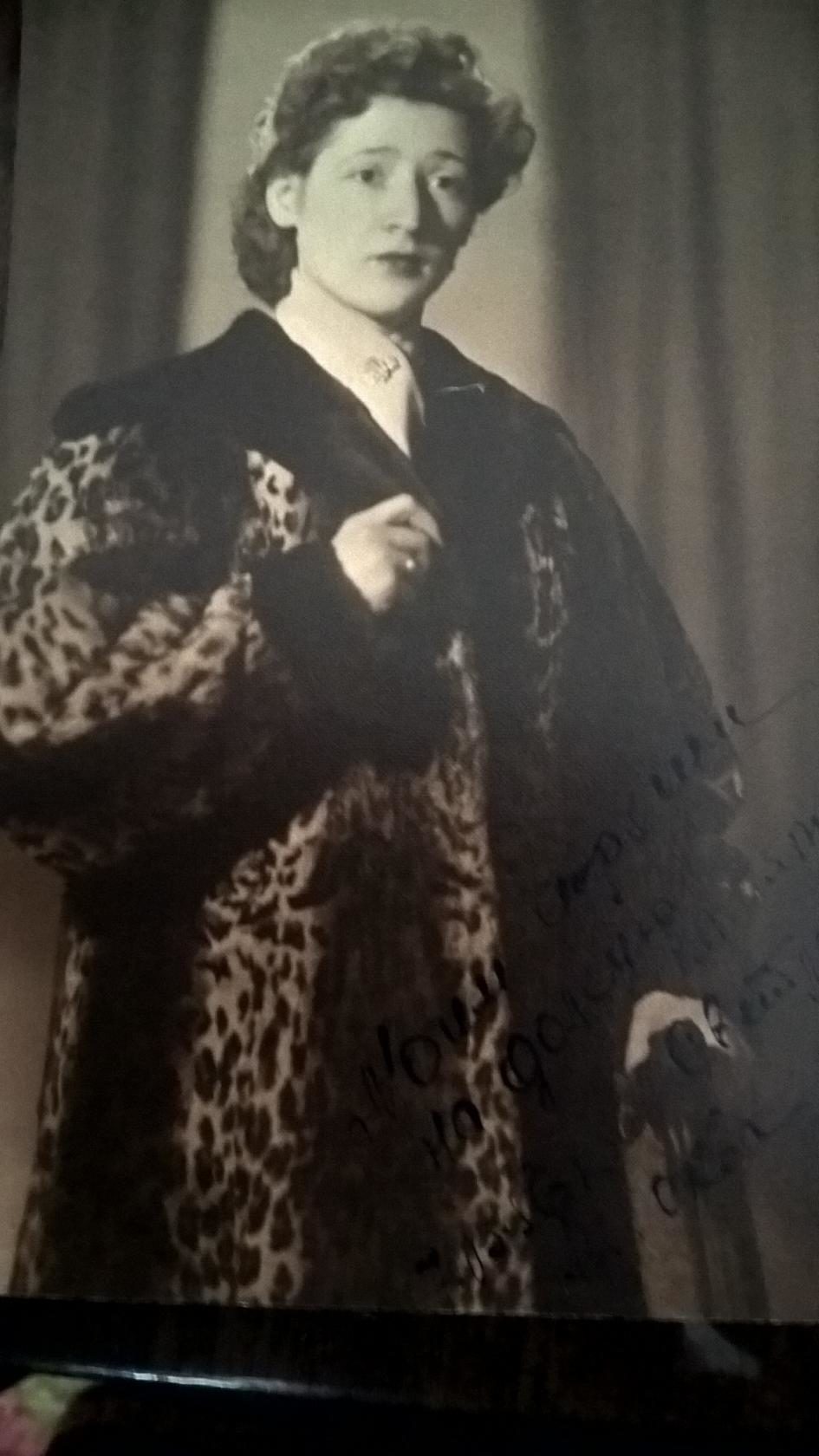 image?id=859406709324&t=3&plc=WEB&tkn=*KNhup4evPRYNyJXLRRAsaYaJFl4