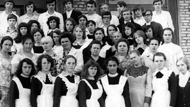 1970 год одноклассники. Сердобск выпуск 1984 школа №2. Встреча одноклассников 45 лет. Школа 10 Сердобск 2000.