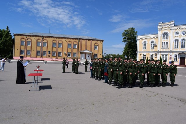 Телефон части богучар. Г Богучар Воронежской области воинская часть. Воинская часть в Богучаре Воронежской области. Город Богучар Военная часть. Богучар военный городок.