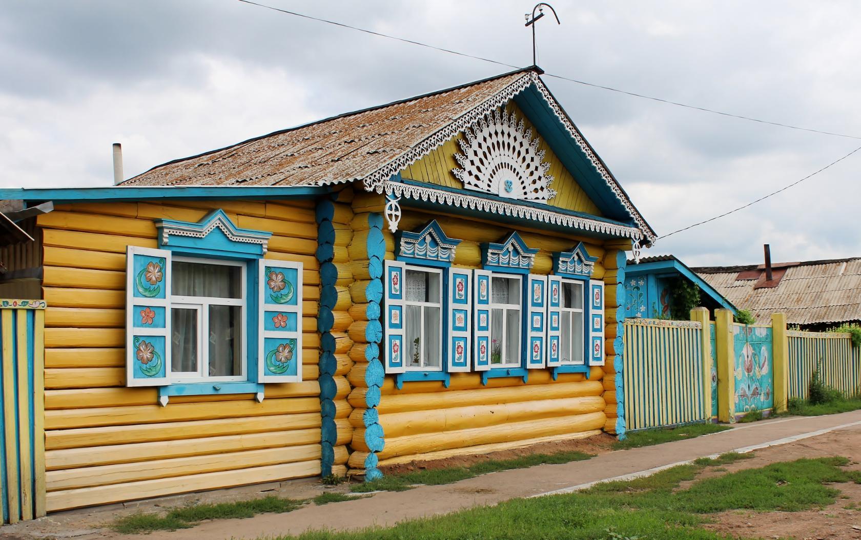 Погода тарбагатай забайкальский край. Село Тарбагатай Забайкальский край. Улан-Удэ Семейская Горница. Семейская Горница. Дом в Тарбагатай.