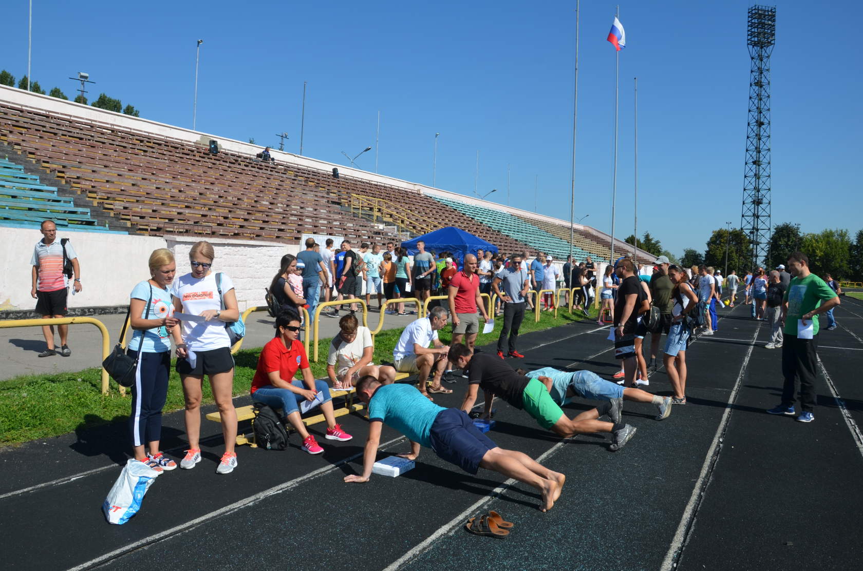 400 КУРЧАТОВЦЕВ ПРИНЯЛИ УЧАСТИЕ В СДАЧЕ НОРМ ГТО! 400 КУРЧАТОВЦЕВ ПРИНЯЛИ УЧАСТИЕ В СДАЧЕ НОРМ ГТО!