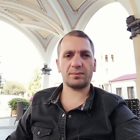 Levan, 43, Batumi