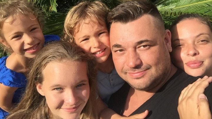 Жуков и семья жена дети фото Жуков и семья жена дети фото