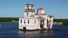 Сколько людей жило в крохино. Крохино Вологодская область Церковь. Деревня Крохино. Церковь Рождества Христова (Крохино). Затопленная Церковь Крохино.