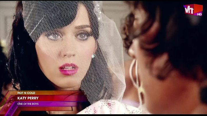 Песня hot cold. Кэти Перри hot n Cold. Hot n Cold Katy обложка. Katy Perry hot n Cold обложка.