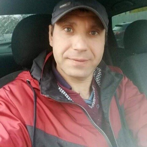 Олег, 46, Suvorov