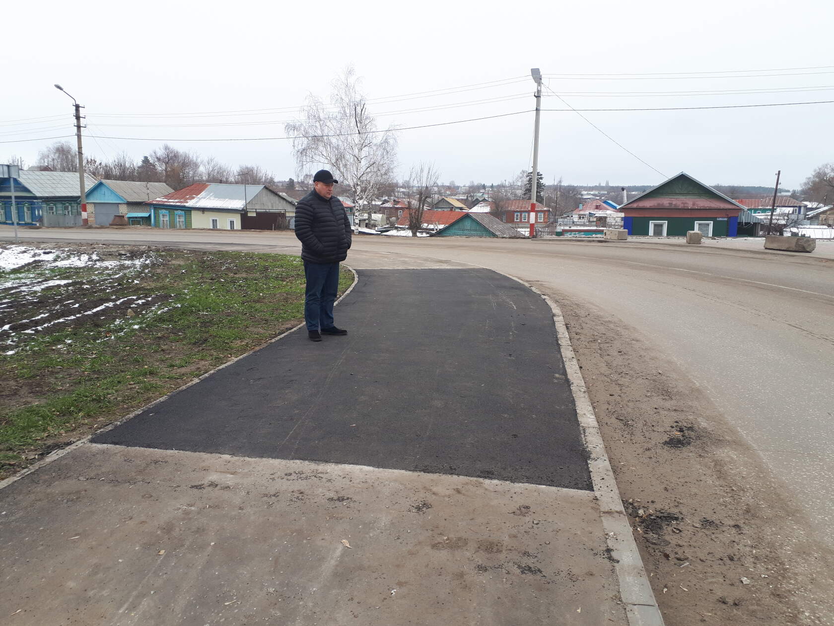 В Петровске завершается ремонт тротуаров